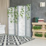 Room with room divider